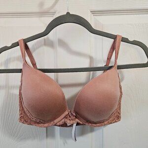 Victoria's Secret Push-Up Bra 34D